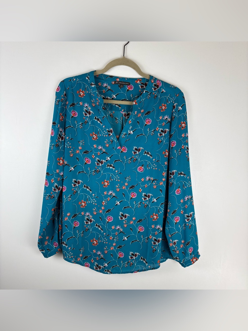 Adrianna Papell Womens Medium Blouse Floral V Neck Long Sleeve Top Blue Pink